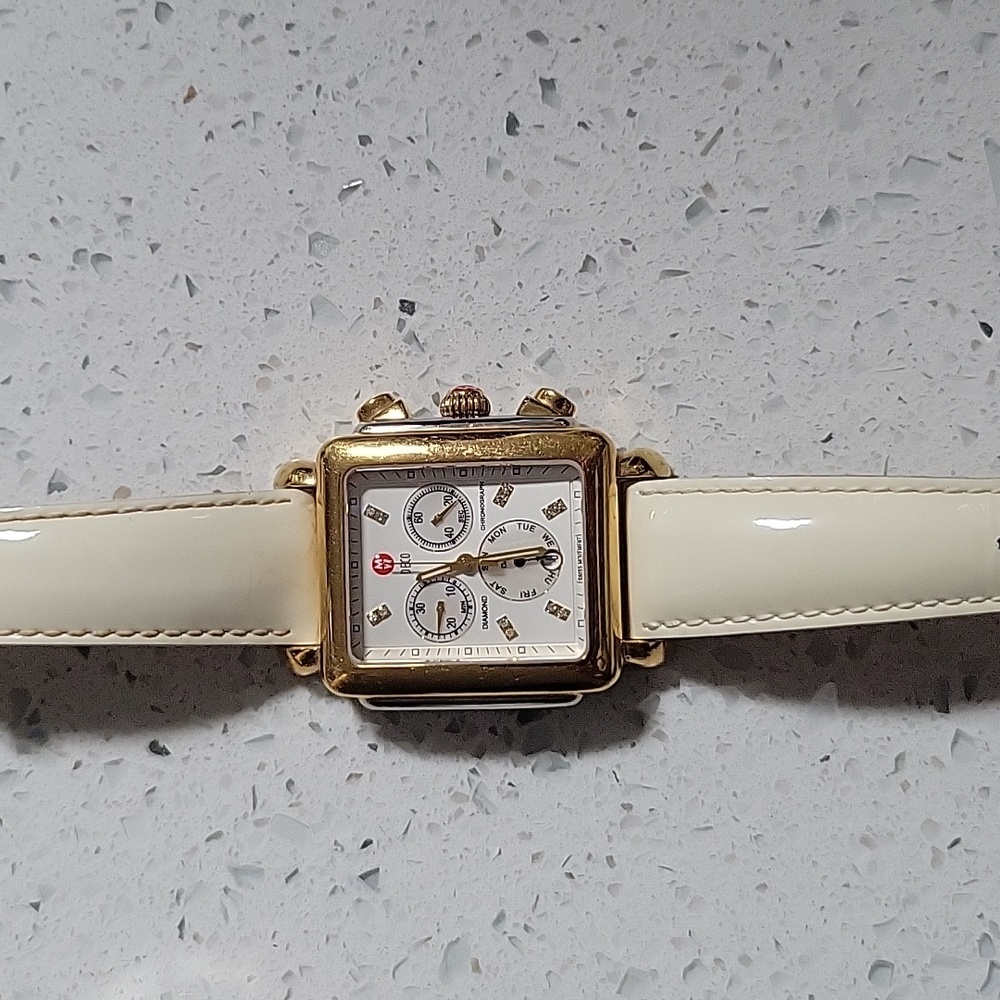 Gold and White Square Dial Watch - Picture 3 of 5